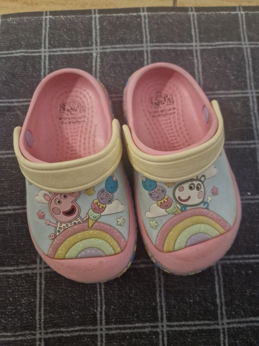 Papuci copii 25 stare buna