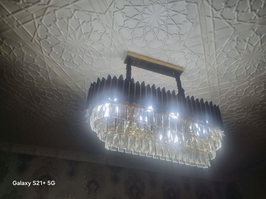 Люстра для гостиной