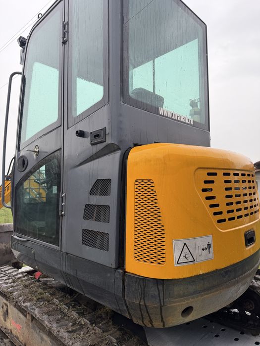 Miniexacavator macau ct 30