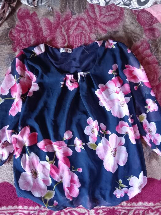 Tricouri elegante de vara cu maneca scurta