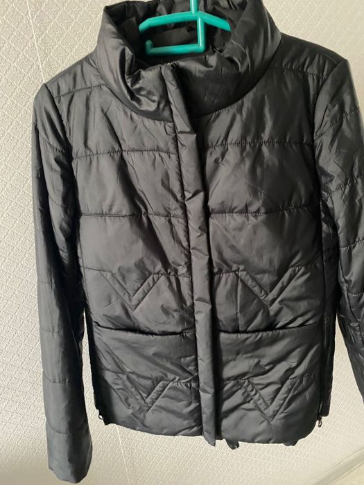 Женский осенный куртки