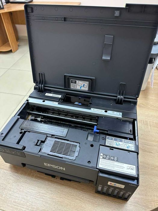 Принтер цветной EPSON L8050