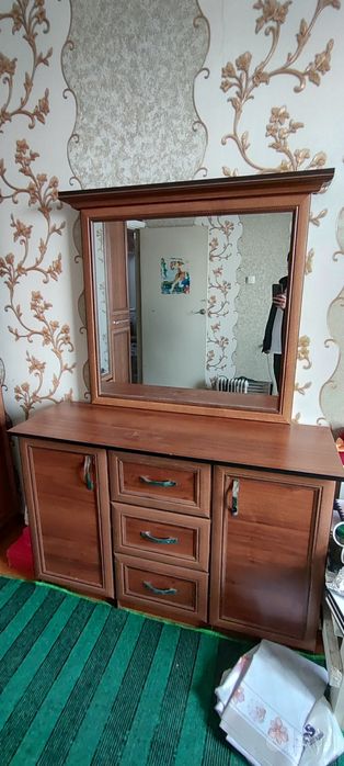 Шкаф, тумба, трюмо, кровать СРОЧНО