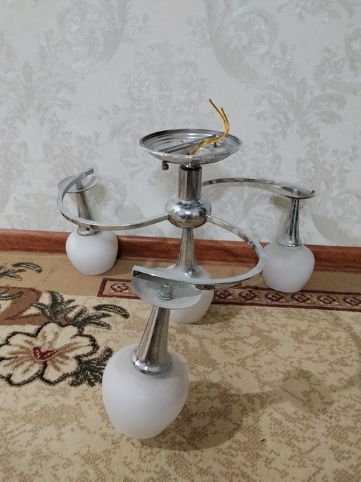 Люстра б/у даром