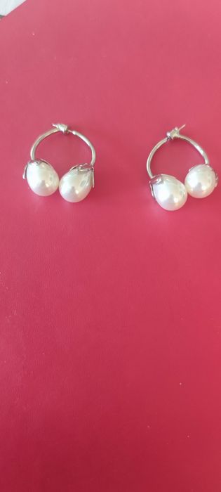 Обеци от истинки перли