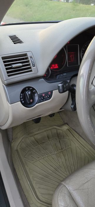 Vând Audi A4-B6 2005