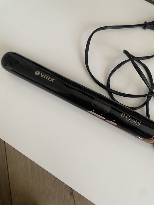 Выпрямитель для волос Vitek