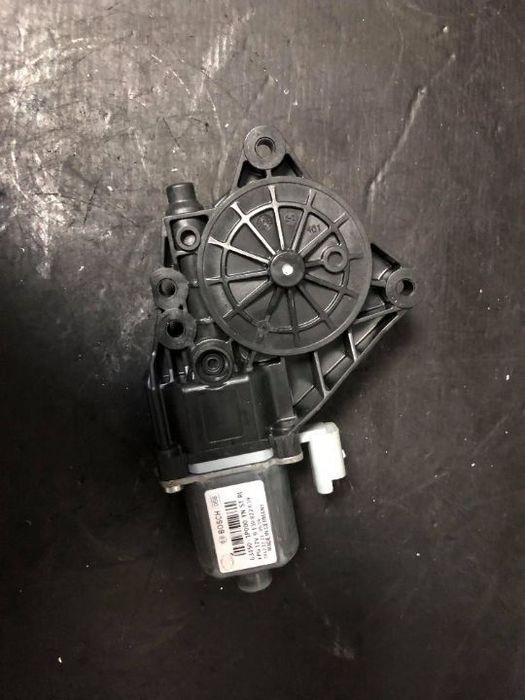 motoras macara stanga spate hyundai ix20