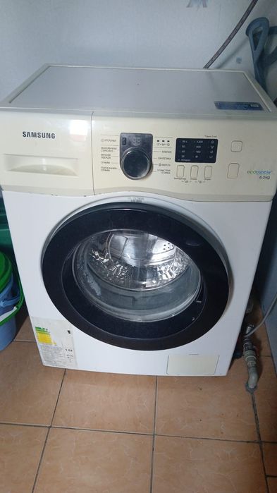 Продам стиралку samsung б/у