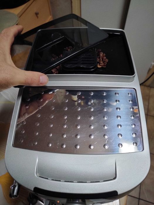 De vanzare espresor automat Delonghi Magnifica S