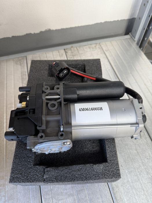 Compresor perne aer bmw seria7 g11 g12 g30 audi a7 c8 a8 d4 a6 c8 nou