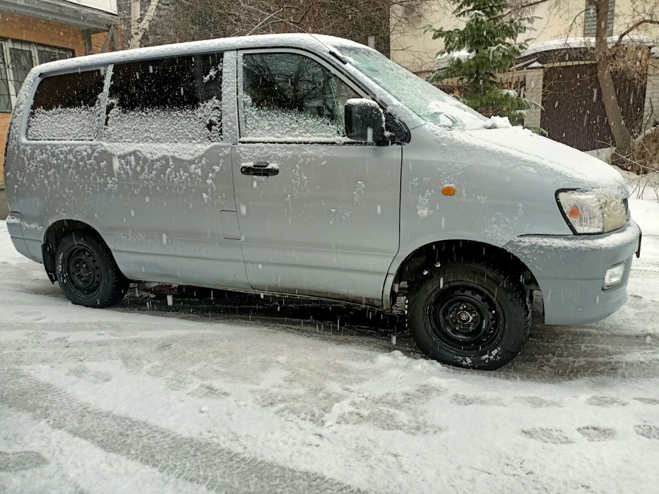 Тойота NOAH 1997 4x4 АКПП