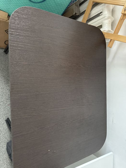 Продам кухонный стол