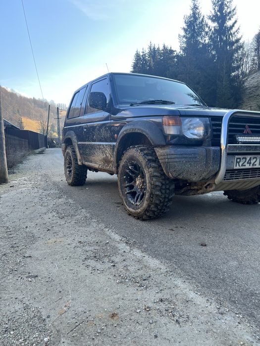 Vand Pajero stare f buna