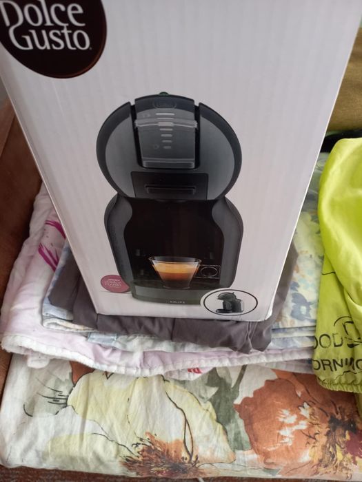 Кафемашина Долче Густо