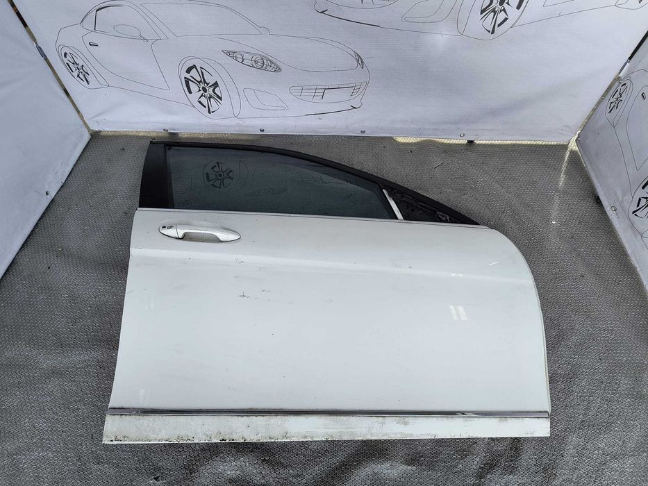 Ușă Față Dreaptă Mercedes-Benz C-Class W204 Sedan Alb Cod OEM A2047206000 2011 / [2007-2014] / (11U)