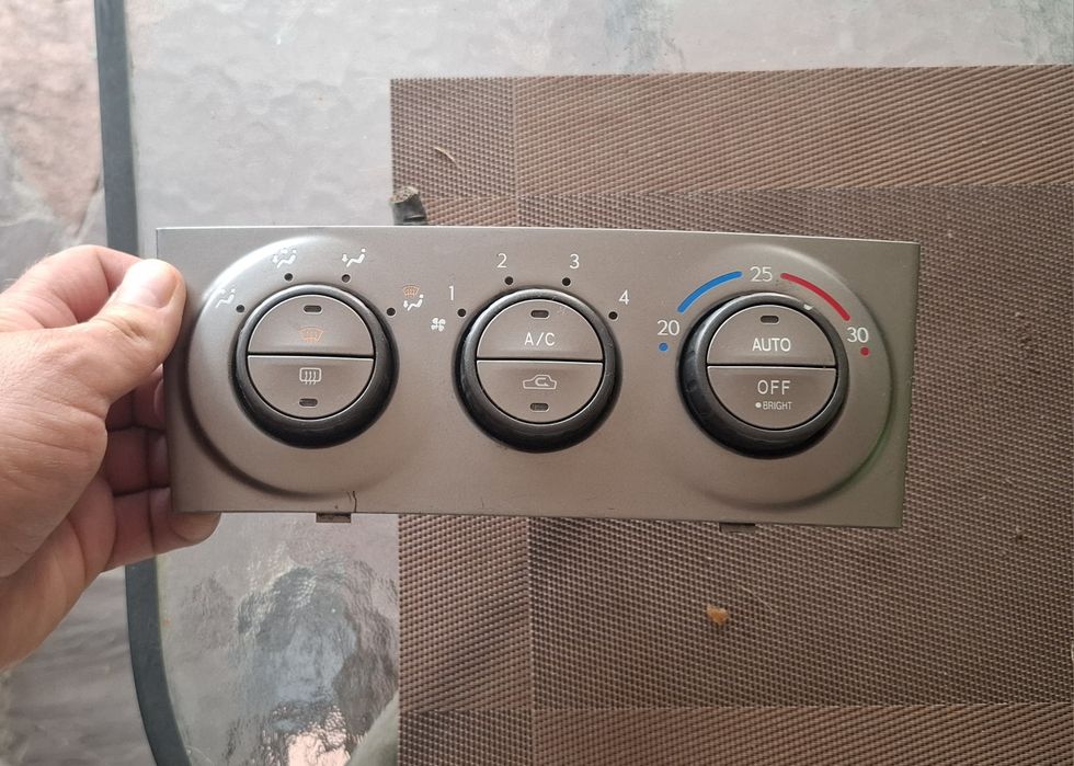 Панел климат контроль forester sg
