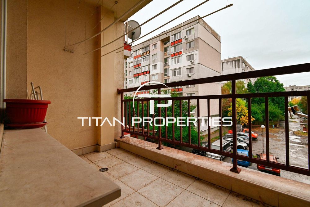 Дава се под наем Двустаен апартамент в София, Надежда 1 - 74 кв.м за 614 € - Снимка #13