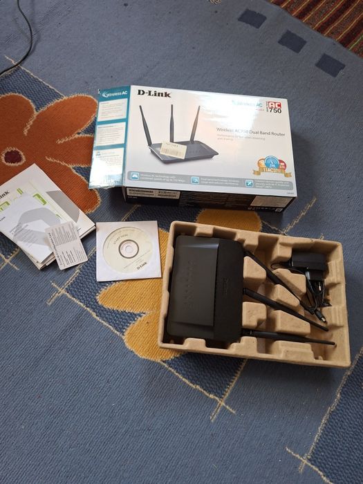 Router D-Link AC750 dual band 2.4 si 5ghz