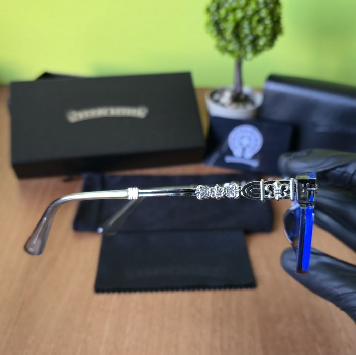 Chrome Hearts очила – оригинален дизайн, титаниеви детайли