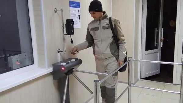 Установка алкотестера для СКУД систем