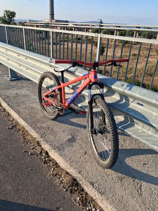 Drag C2 dirt jump