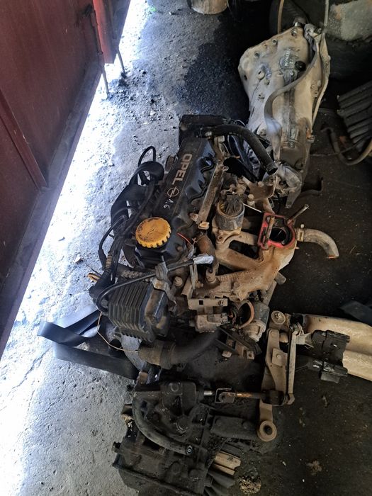 Двигател за Опел 1.6 mi !