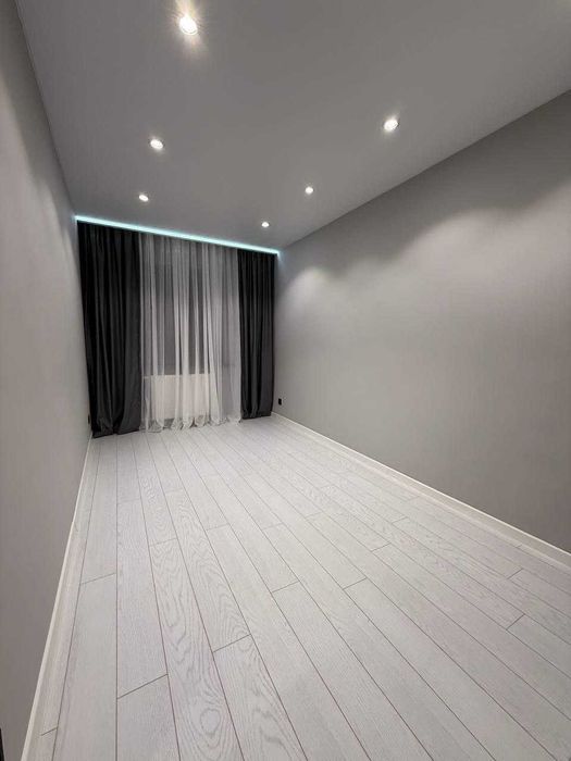 Срочно 3 комнатная квартира возле ЭКО Базара - 70 м2