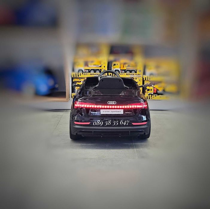 ТОП ЦЕНА!НОВО!Акумулаторен джип Audi Sportback с 12V,EVA гуми,МЕТАЛИК