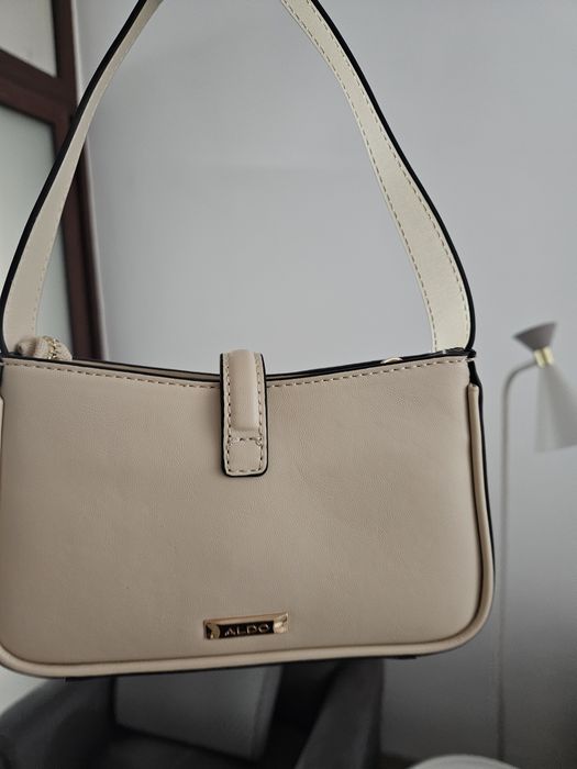 Малка коктейлна чанта Aldo.