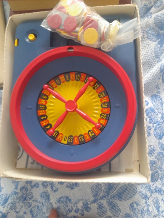 Продам детскую мозаику и карусель лото