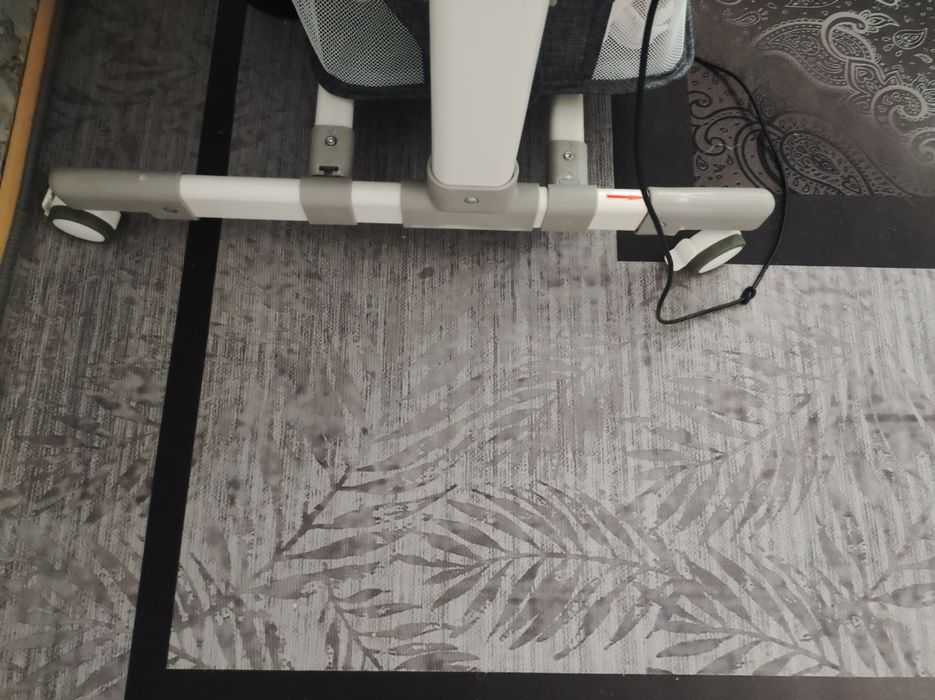 Кроватка с автоукачеванием