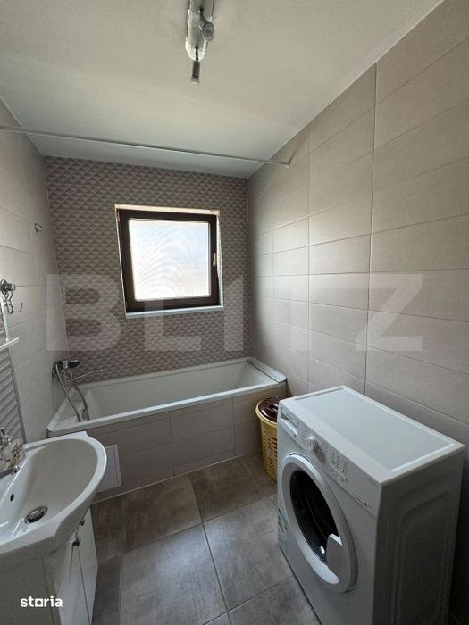 Apartament 2 camere, decomandat, loc de parcare