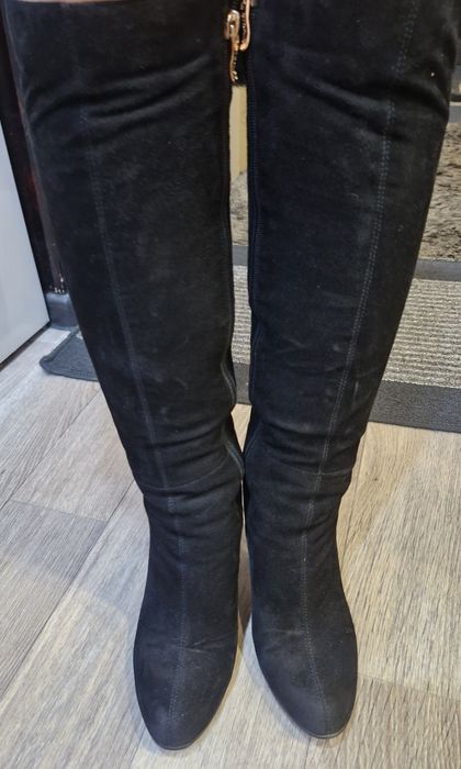 Продам зимние сапоги