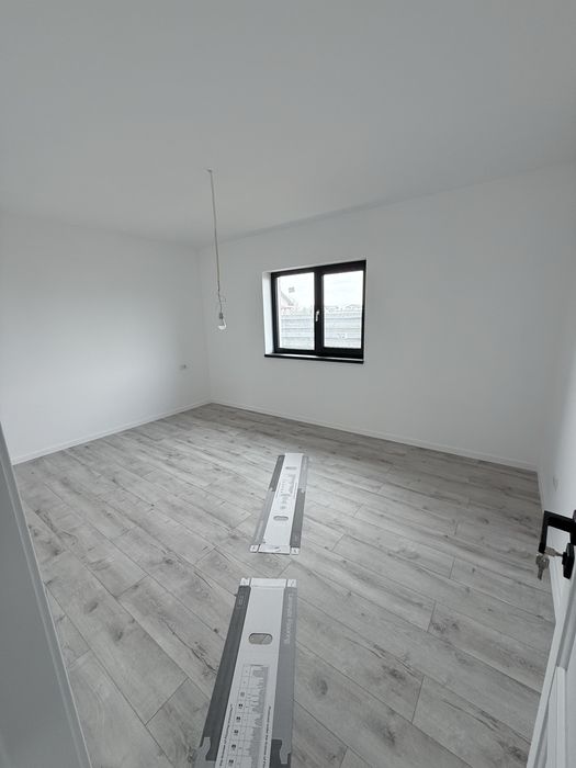 Casa parter moderna - Vorovesti (Valea Ursului) - ASFALT! PROPRIETAR!