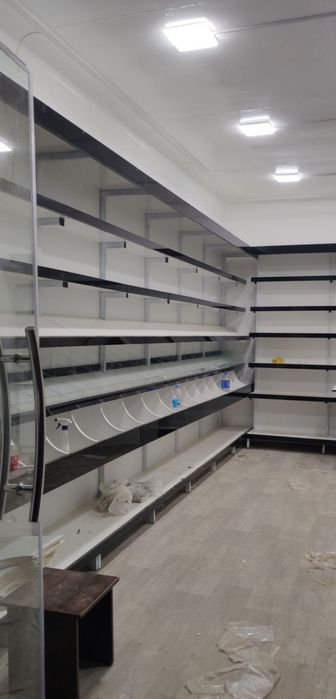 Витрина полкалар