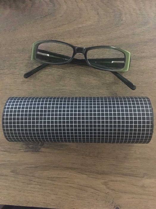 Диоптрични очила, дамски, НОВИ С РЕЦЕПТА, с оригинален калъф