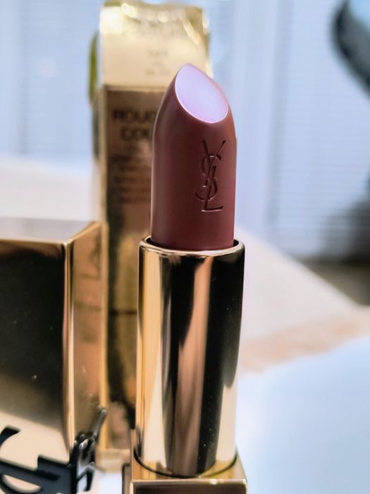 Червило за уста на YSL