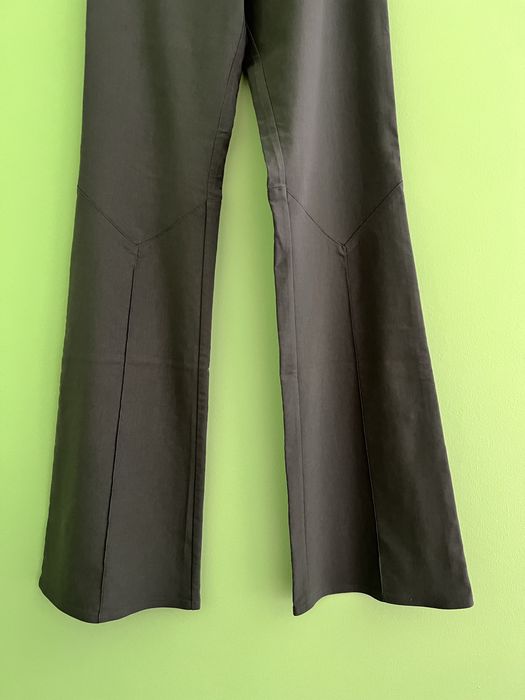 Pantaloni eleganti evazati