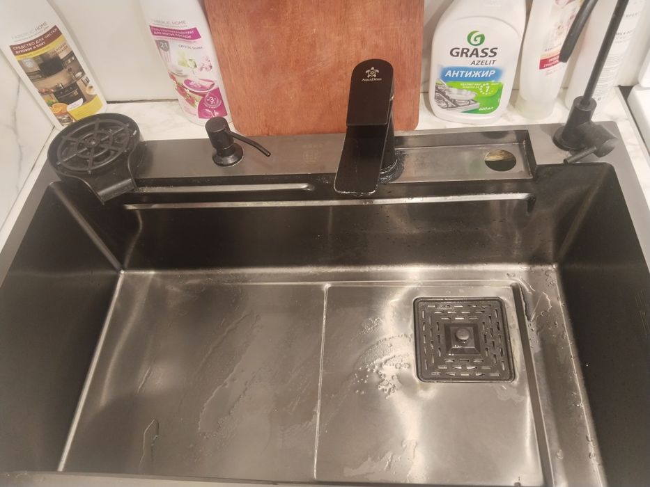 Продаю мойку для кухни