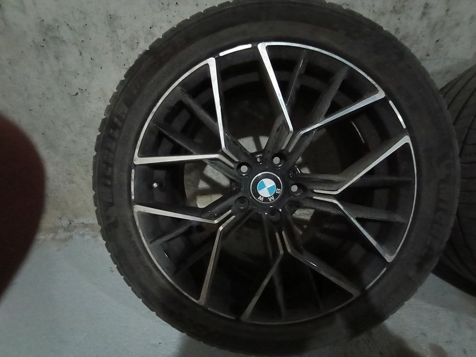 Джанти с гуми за BMW 18 ц. Спорт пакет