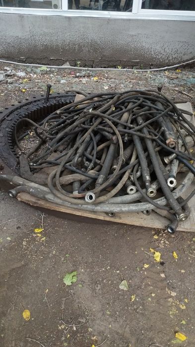 Детали на Экскаватор ЕК-400-05