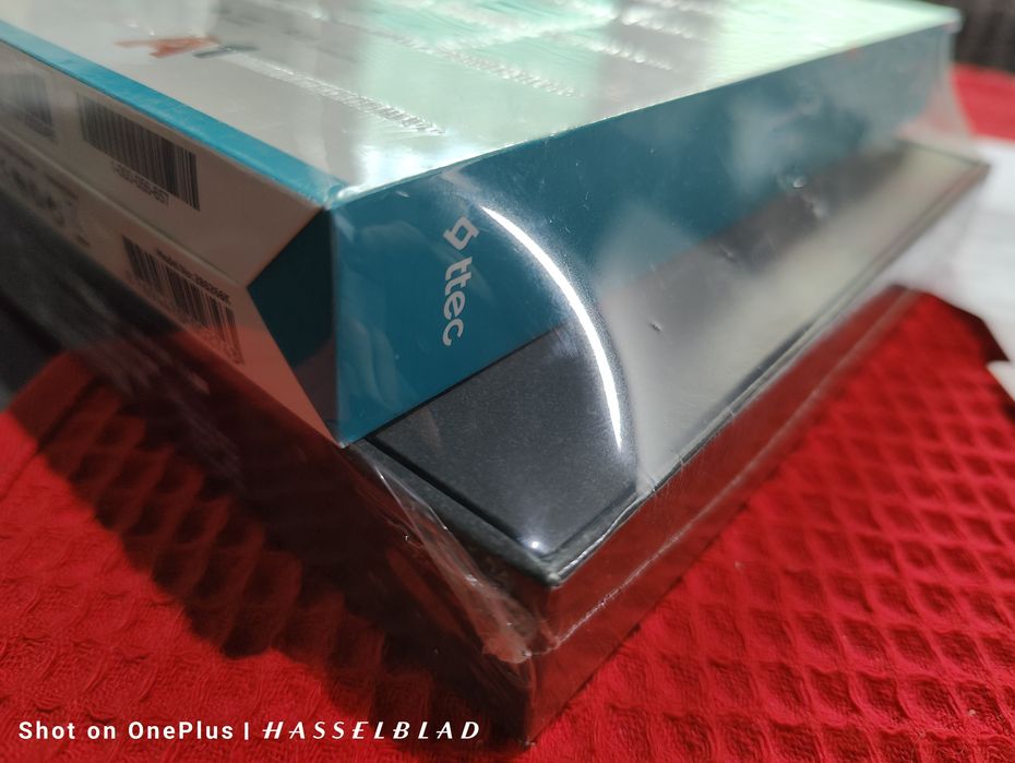 Samsung Galaxy Fold 7 Чисто нов Запечатан 256GB 24м. гаранция от А1 Отключен за всички оператори по света