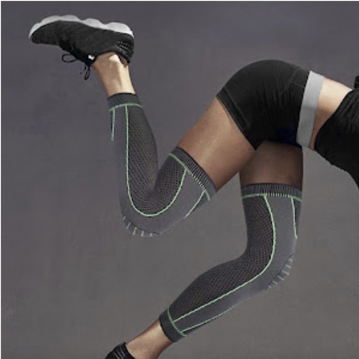 Genunchiere elastice lungi