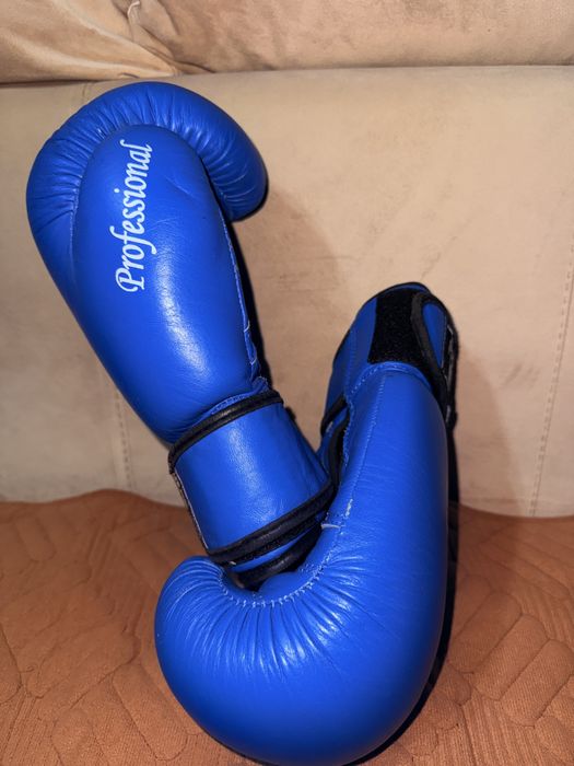 Перчатки для бокса, MMA и т.д