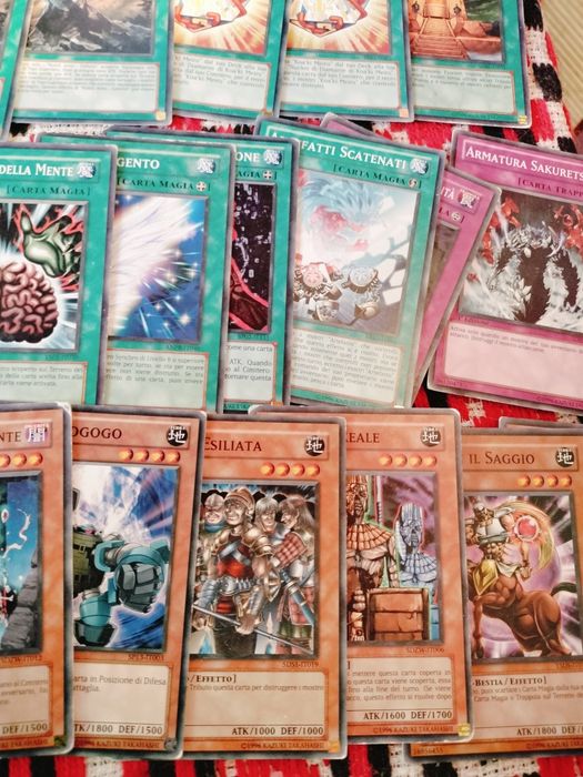 Lot 71 cărți Yu-Gi-Oh! originale  Italiana | Rare, Super Rare, Starfoil + Foil Special