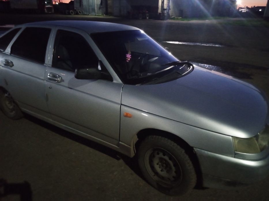 АвтоВАЗ продам машину