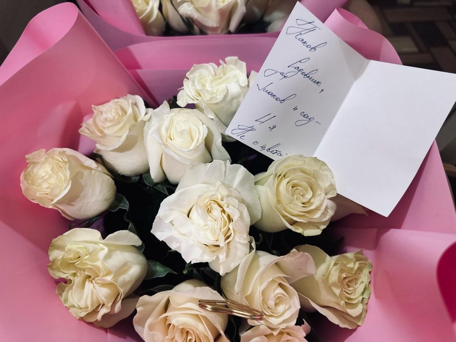 красивый букет из белых роз (13)