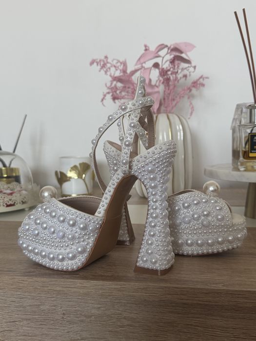 Platforme White Sapphire Pearl•Marime 35•Mireasa• Made in Italy