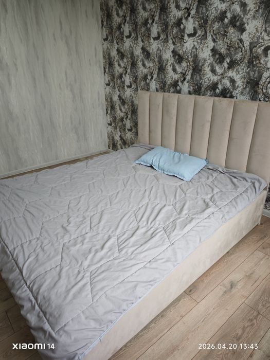 Кровать 160*200 с матрасом